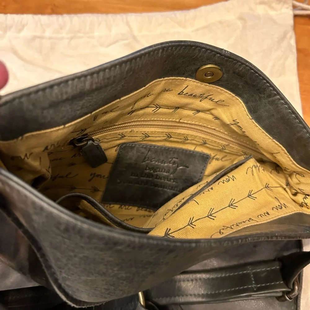 Lisa Leonard “you are beautiful” crossbody. Artisan made black leather crossbody - Picture 4 of 7